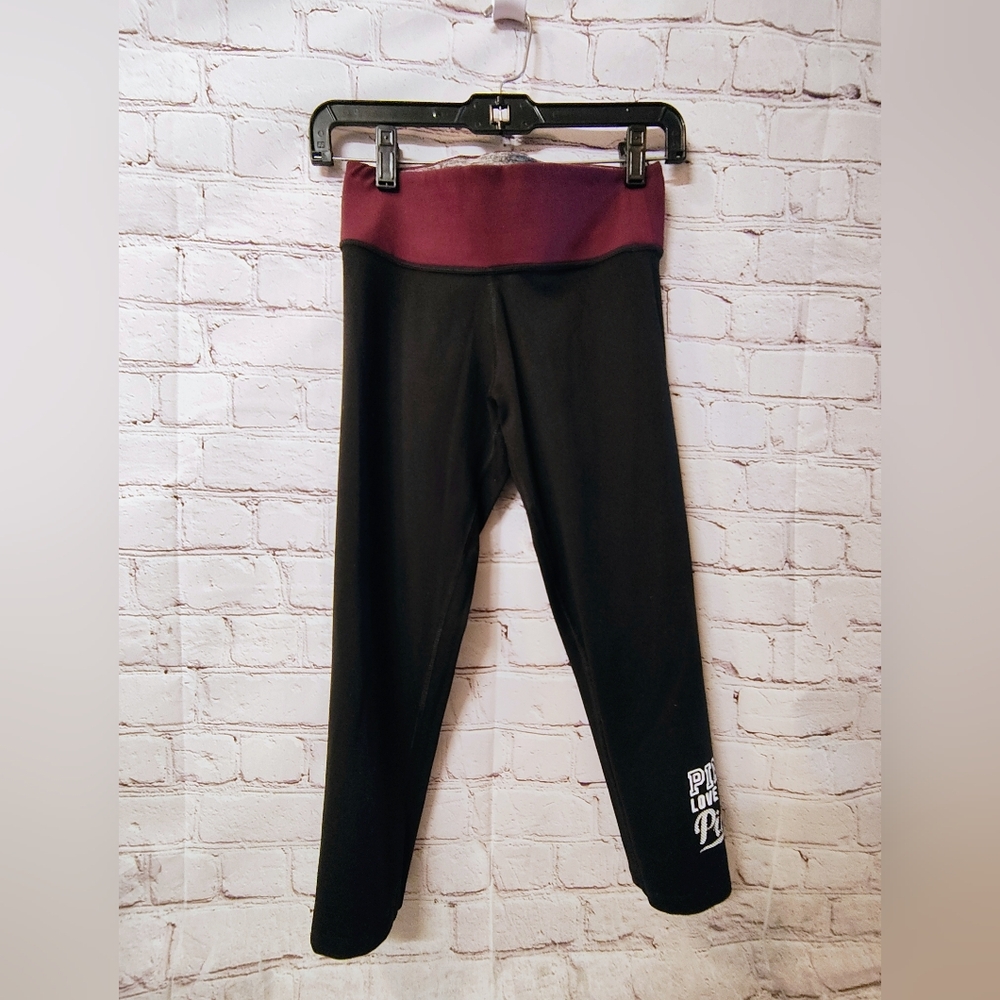PINK Victoria's Secret Yoga Capri Reversible Yoga Leggings Pocket XS